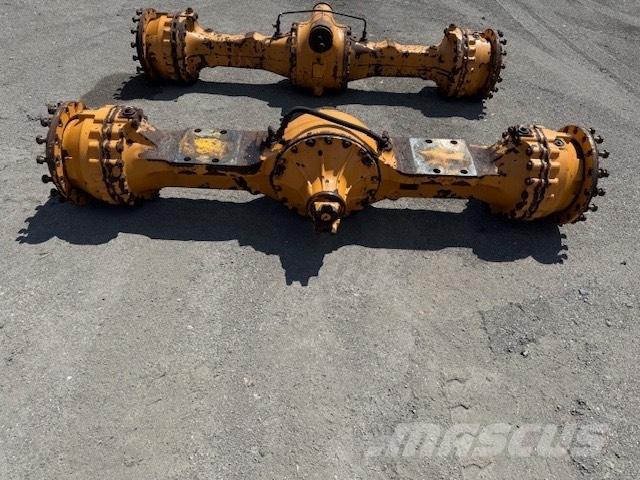 CASE 821 E AXLES Оси