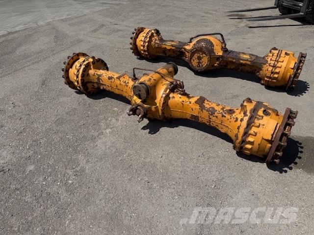 CASE 821 E AXLES Оси