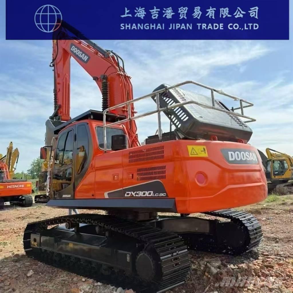 Doosan DX 300 Гусеничные экскаваторы