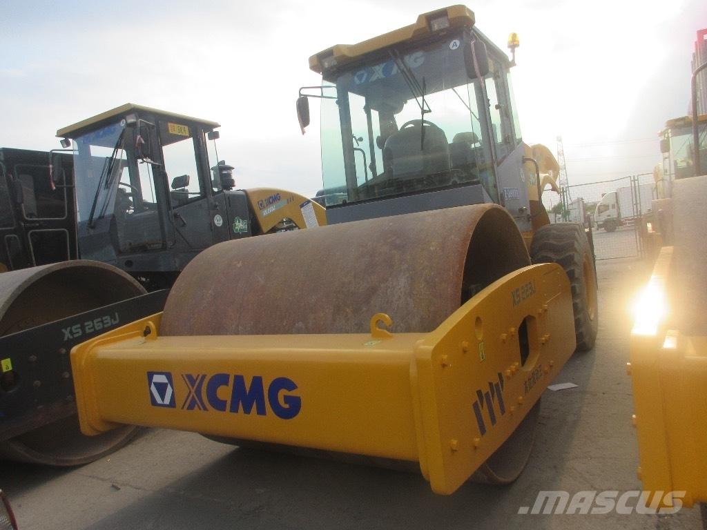 XCMG XS 263 J Грунтовые катки