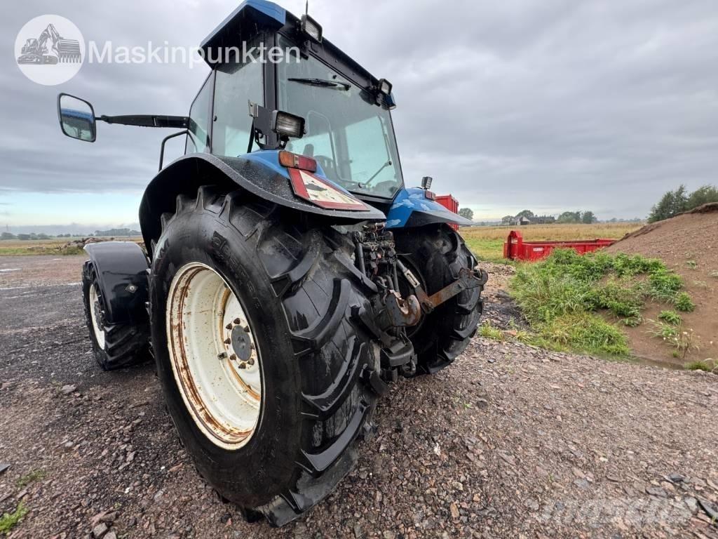 New Holland 8560 Трактора