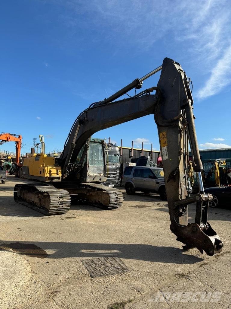Volvo EC 220 DL Гусеничные экскаваторы