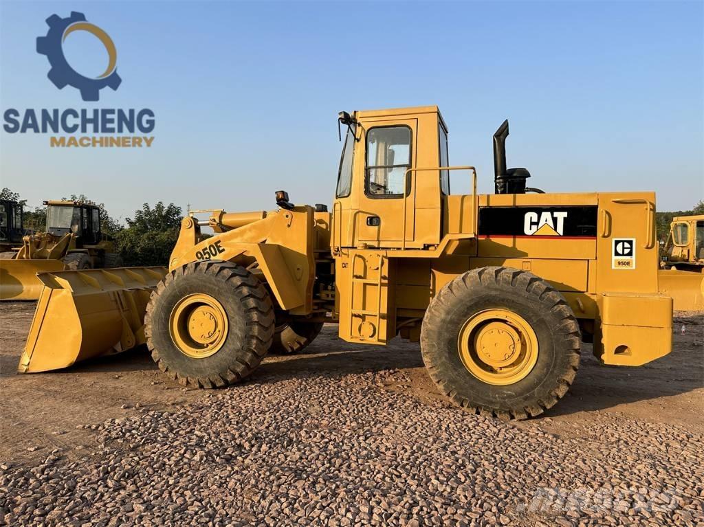 CAT 950 E Фронтальные погрузчики