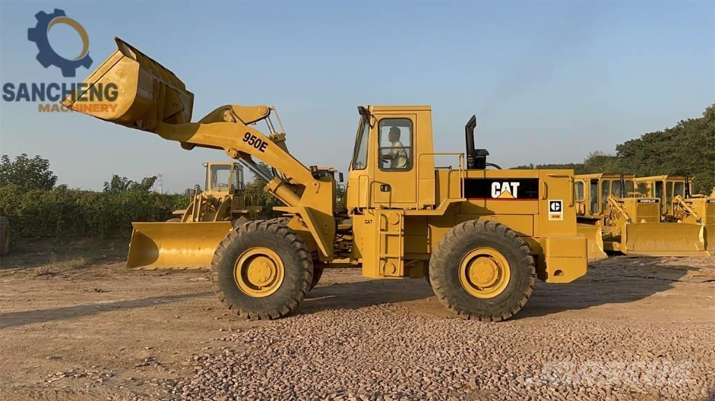 CAT 950 E Фронтальные погрузчики