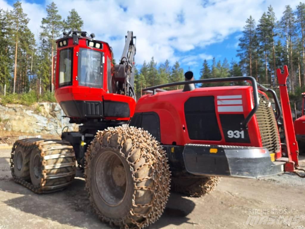 Komatsu 931 Харвестеры