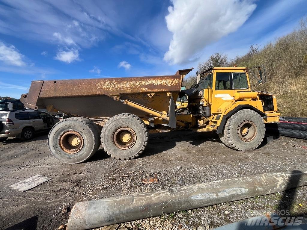 Volvo A25c Шарнирно-сочленённые самосвалы