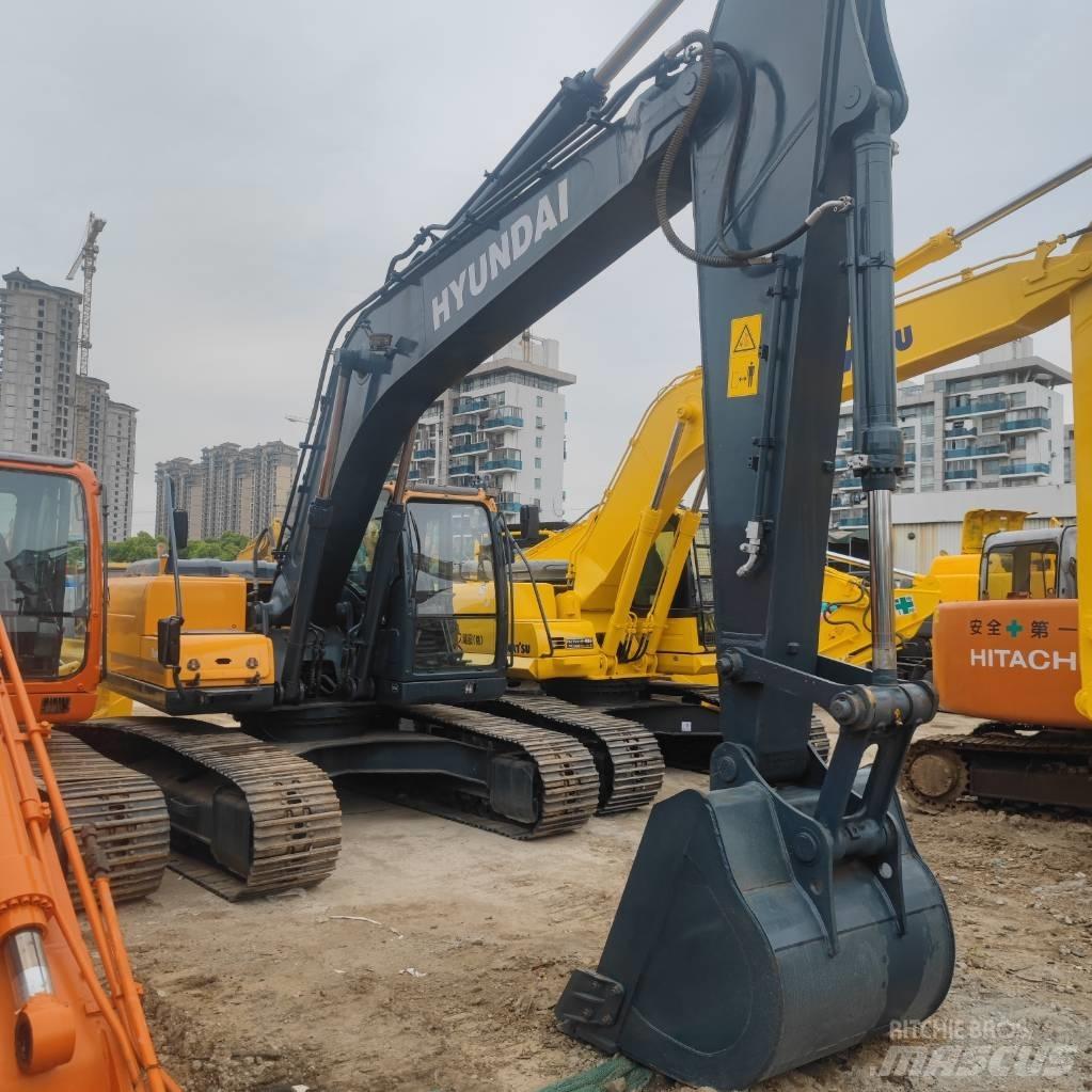 Hyundai R 225LC-9T Гусеничные экскаваторы