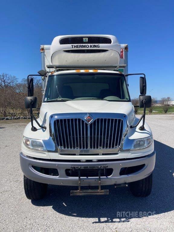 International 4300 Грузовики-Фургоны