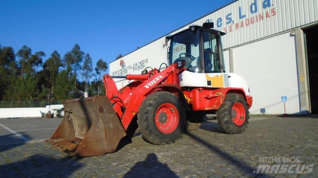 Volvo L 30 B Фронтальные погрузчики