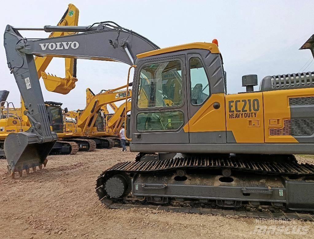 Volvo EC 210 Гусеничные экскаваторы