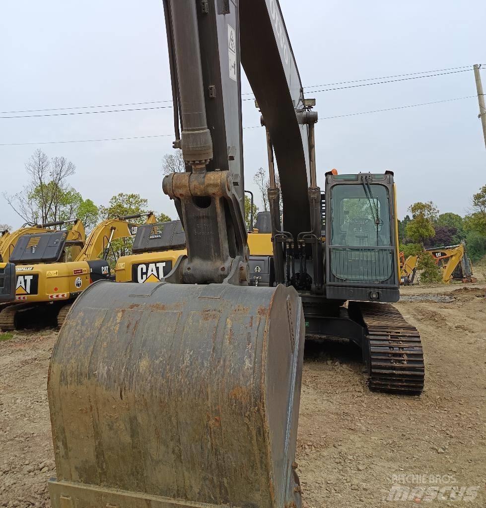 Volvo EC 210 Гусеничные экскаваторы