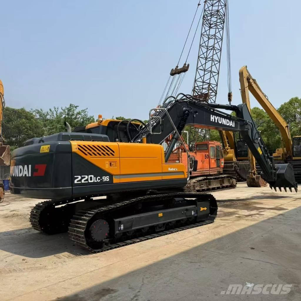 Hyundai R220LC-9S Малые экскаваторы 7т-12т