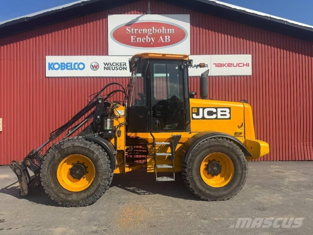 JCB 412 S Фронтальные погрузчики