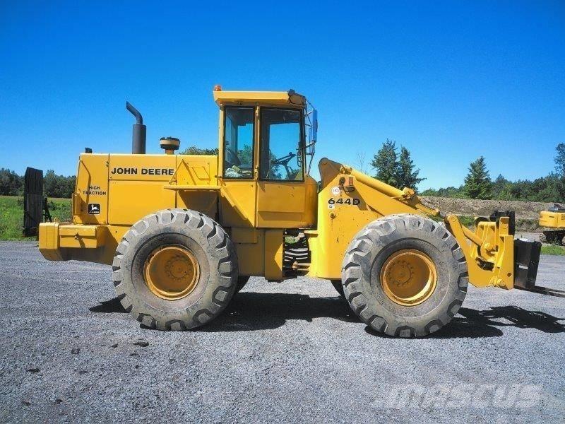 John Deere 644 D Фронтальные погрузчики