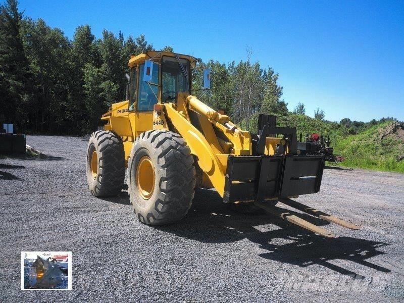 John Deere 644 D Фронтальные погрузчики