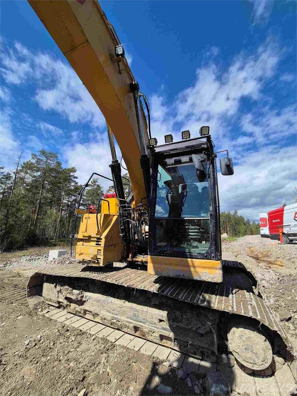 CAT 325FLCR Гусеничные экскаваторы