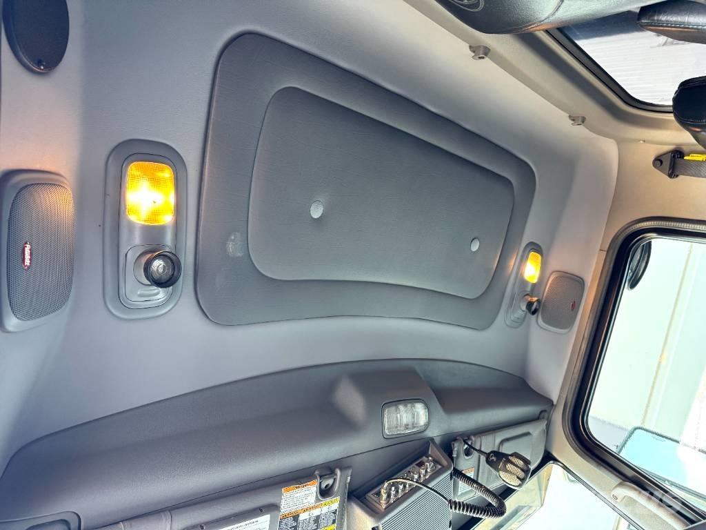 Peterbilt 389 Грузовики-Самосвалы