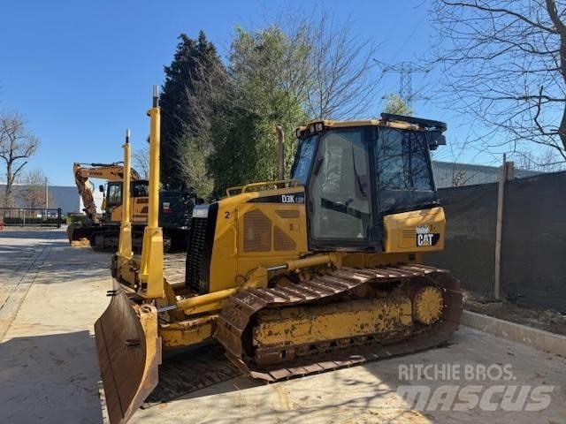 CAT D 3 K LGP Гусеничные бульдозеры