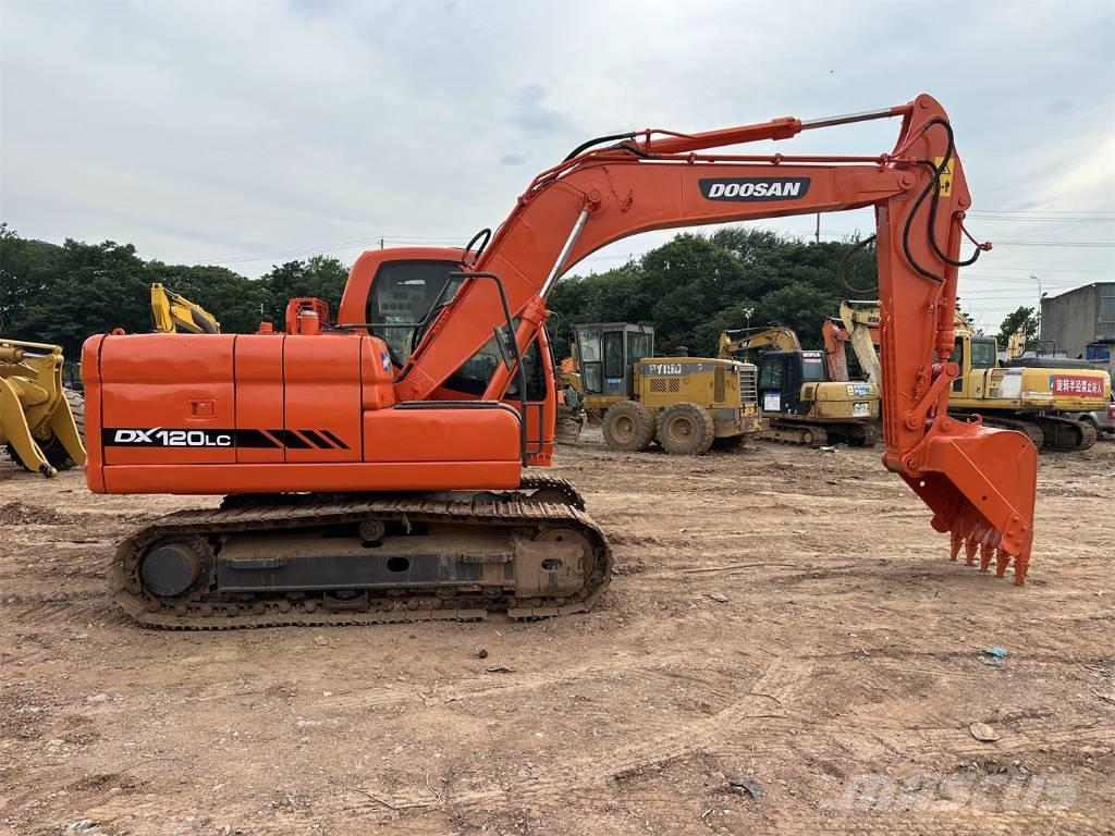 Doosan DX 120 Гусеничные экскаваторы