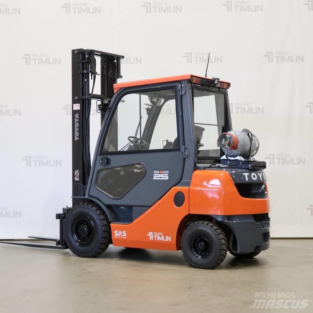 Toyota 02-8FGF25 Газовые погрузчики