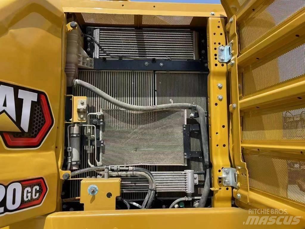 CAT 320GC Гусеничные экскаваторы