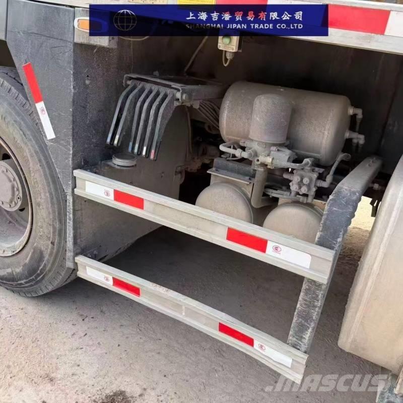 Sany stc800E5 Автокраны