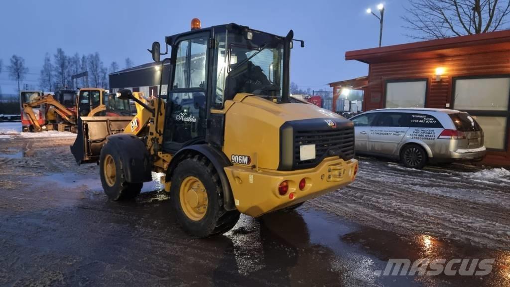 CAT 906M Фронтальные погрузчики