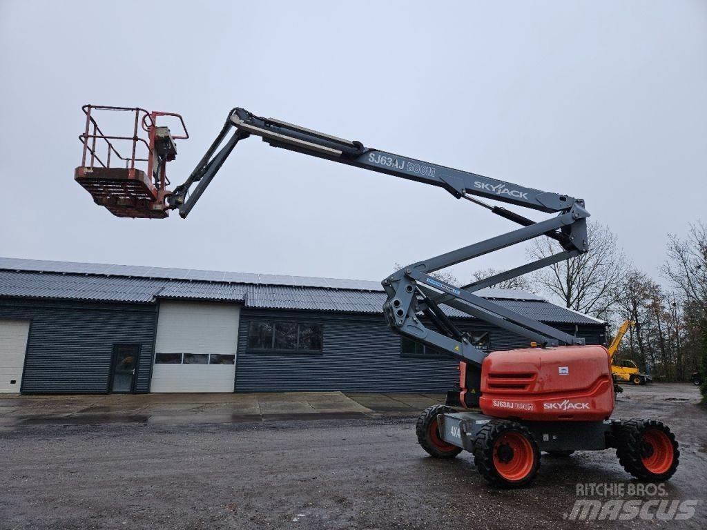 SkyJack SJ63AJ Коленчатые подъемники