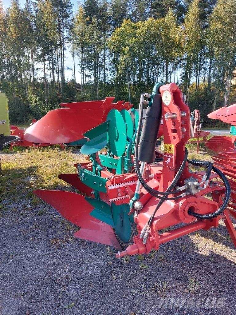 Kverneland 150S Оборотные плуги