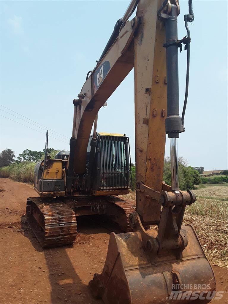 CAT 318D2L Гусеничные экскаваторы