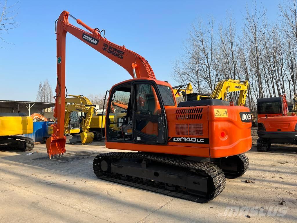 Doosan DX140LC Гусеничные экскаваторы