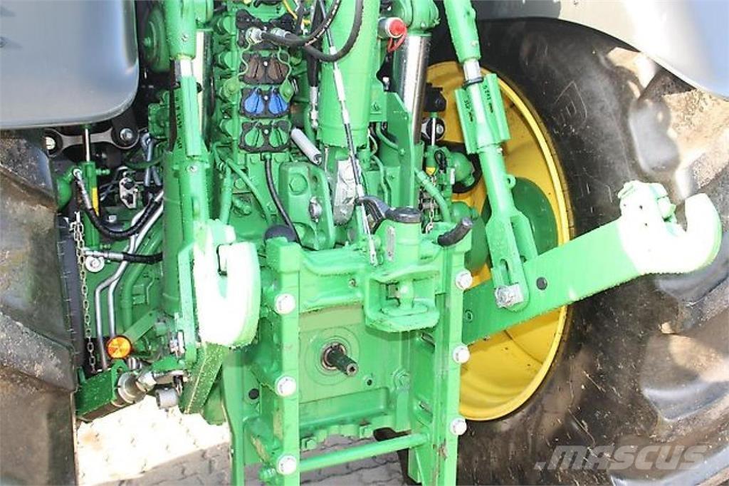 John Deere 6R195 Трактора