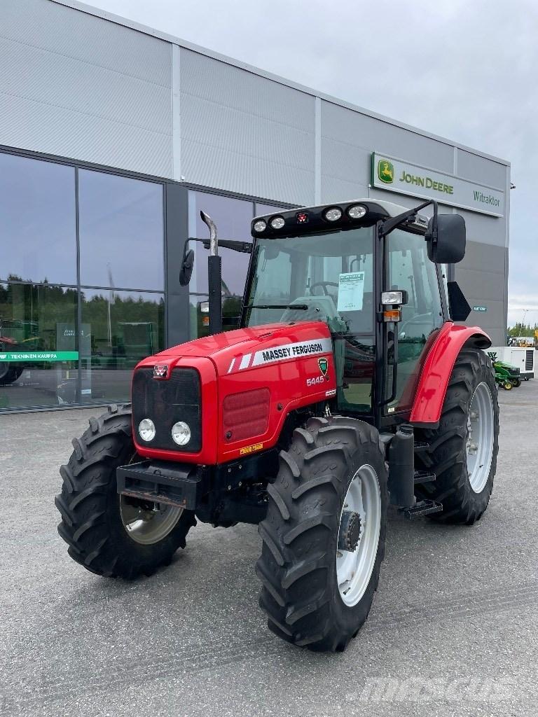 Massey Ferguson 5445 Трактора