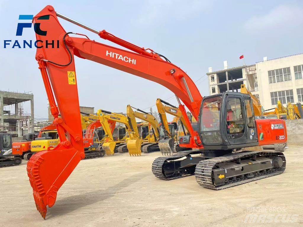 Hitachi EX 200 Гусеничные экскаваторы