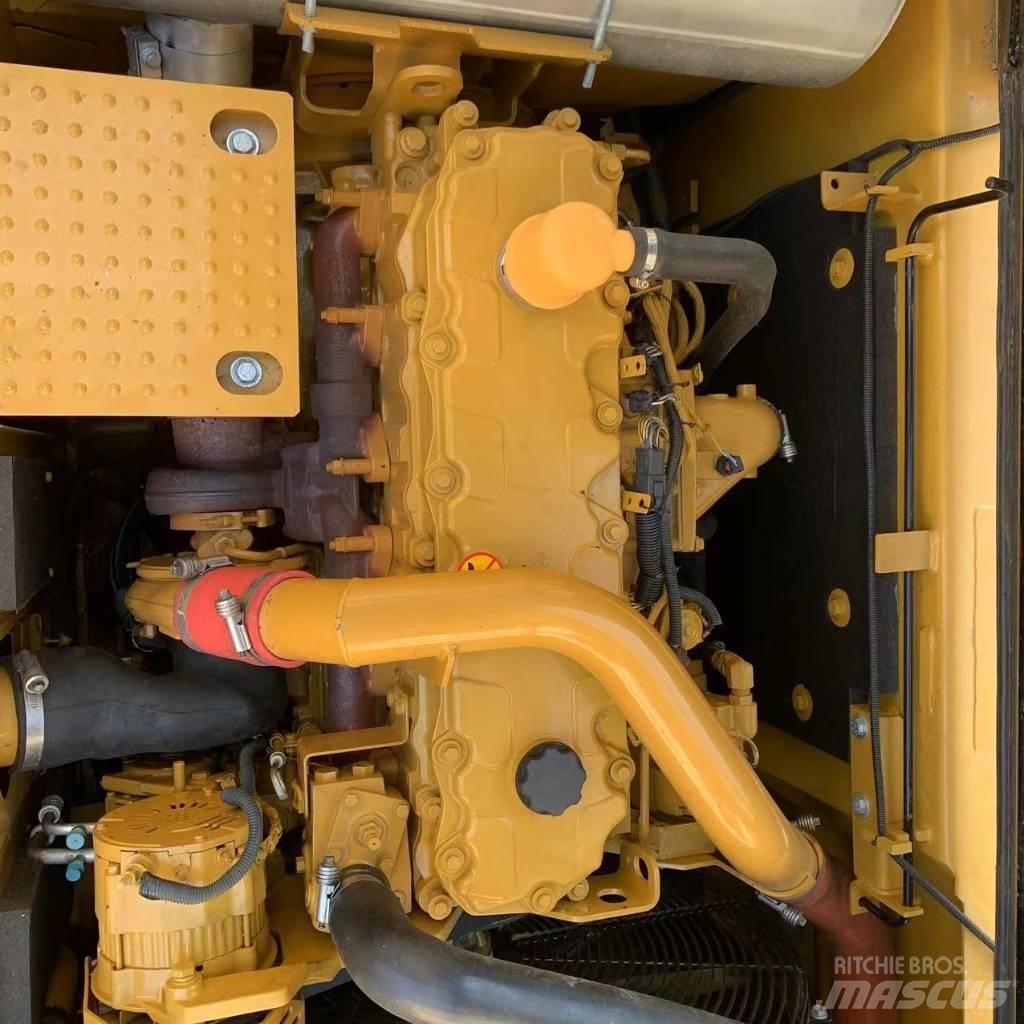 CAT 329E Гусеничные экскаваторы