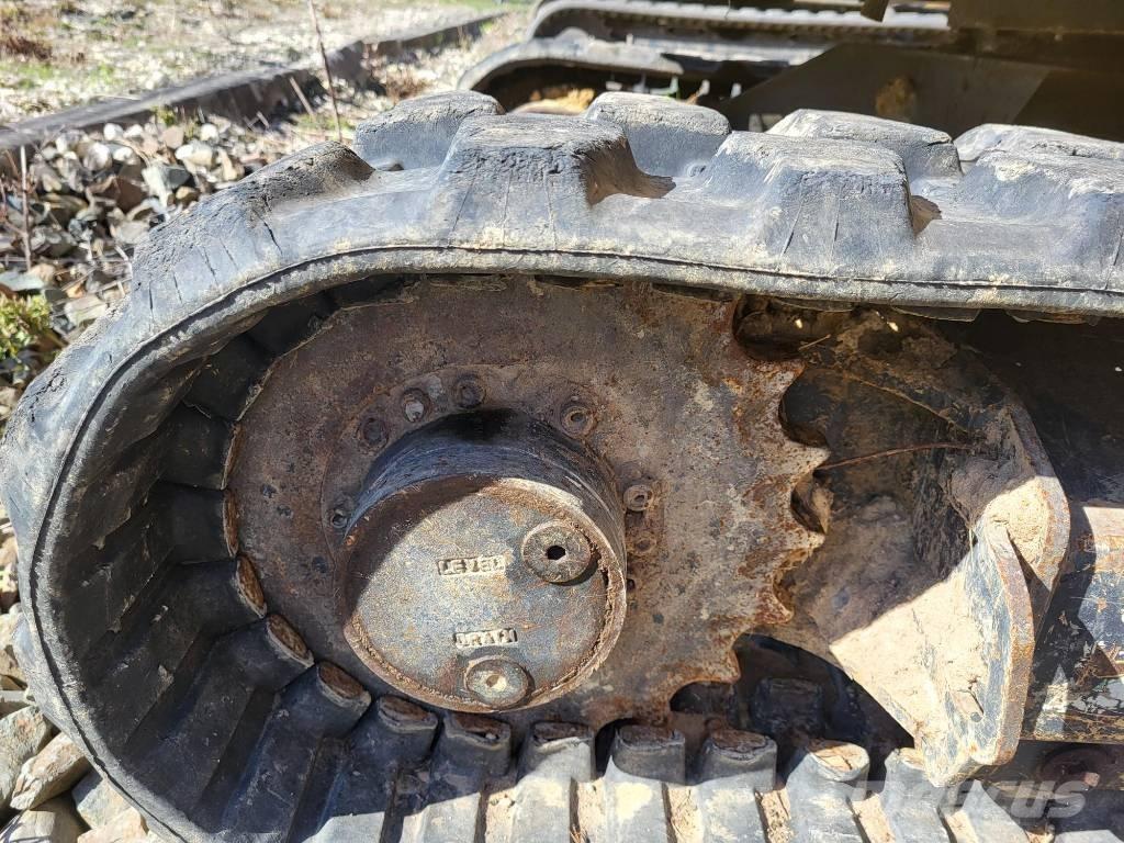Komatsu PC24MR-5 Мини-экскаваторы