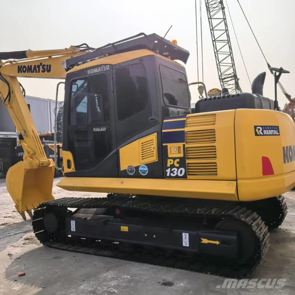 Komatsu PC130-7 Гусеничные экскаваторы