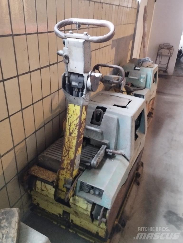 Ammann AVH 8020 Виброплиты и вибротрамбовки