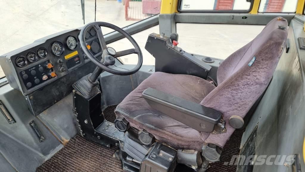 Dynapac CA 302 D Грунтовые катки