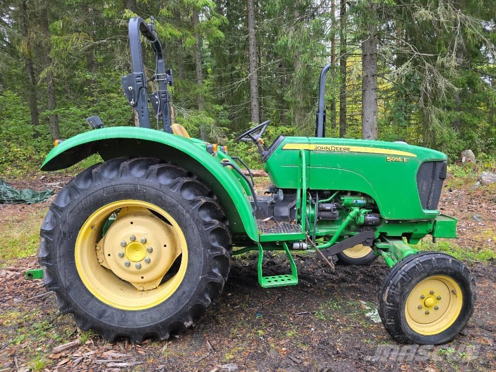 John Deere 5055 E Трактора