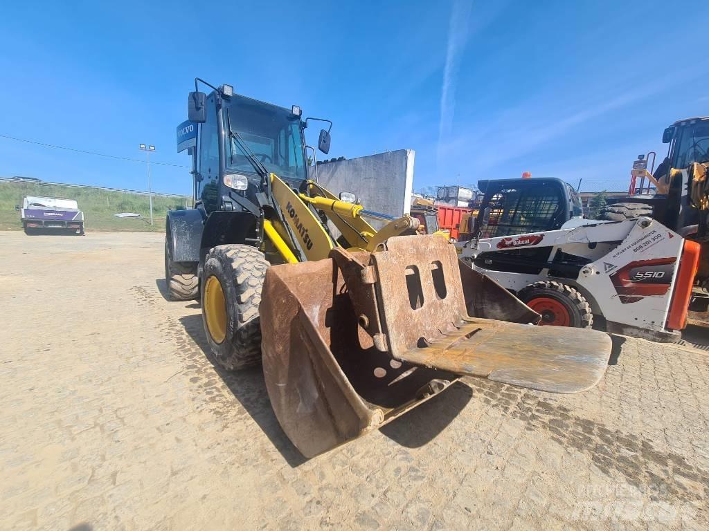 Komatsu WA 100 M Фронтальные погрузчики
