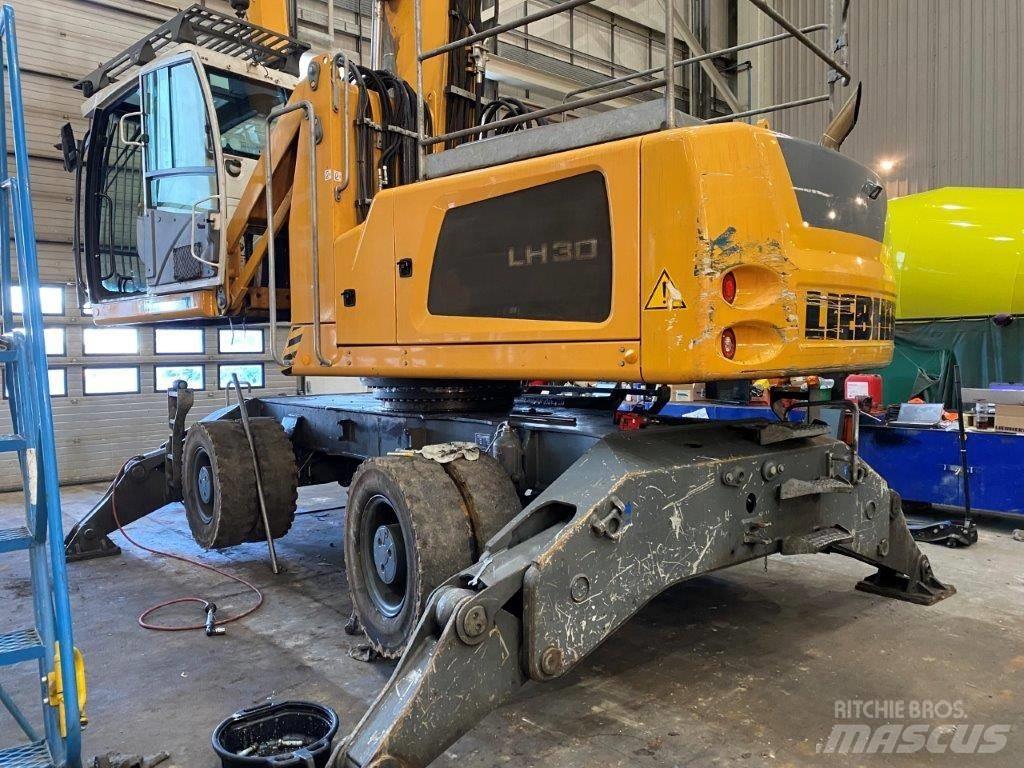 Liebherr LH 30 M Перегружатели металлолома/промышленные погрузчики