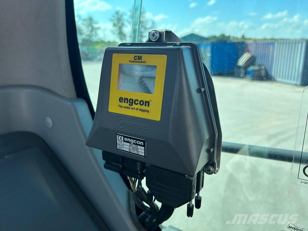 Doosan DX 140 W-5 Колёсные экскаваторы