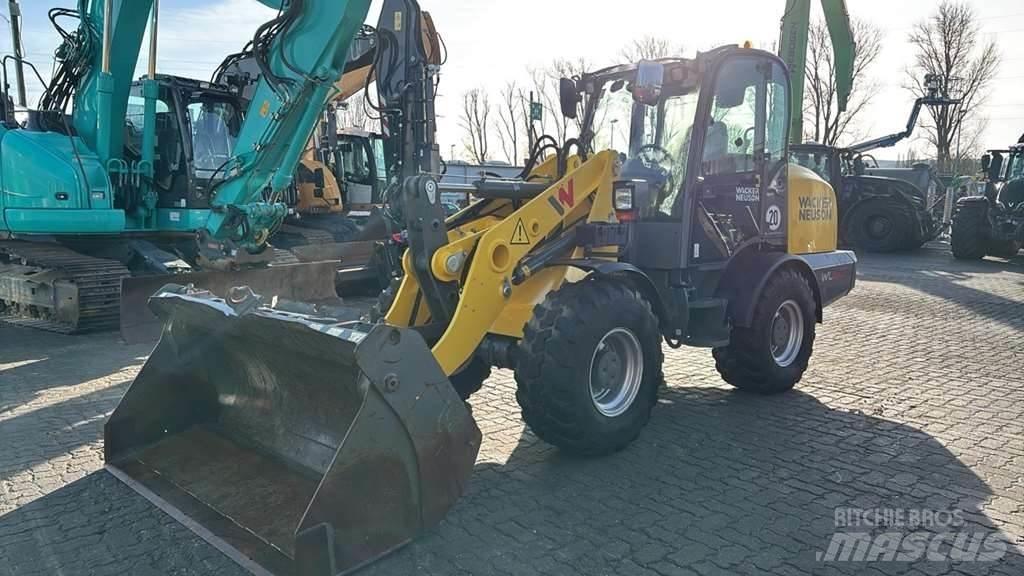 Wacker Neuson WL60 Фронтальные погрузчики