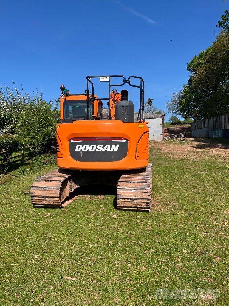 Doosan DX 140 LCR-7 Гусеничные экскаваторы