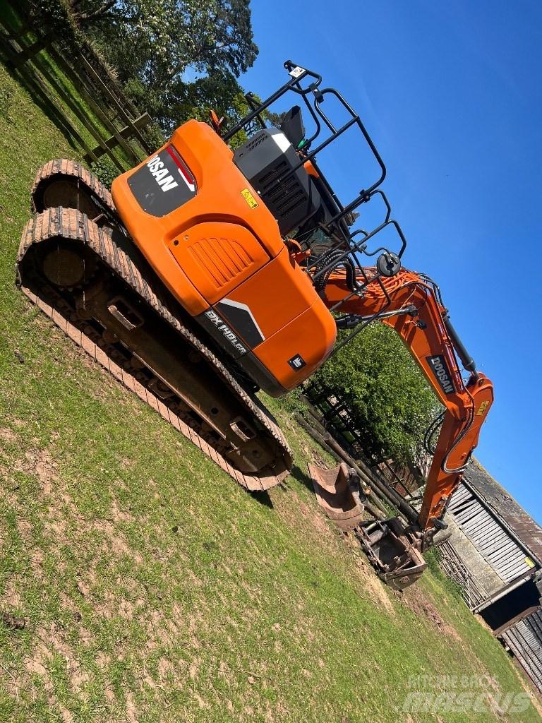 Doosan DX 140 LCR-7 Гусеничные экскаваторы