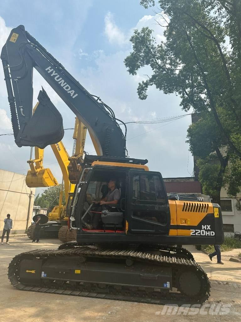 Hyundai HX220HD Гусеничные экскаваторы