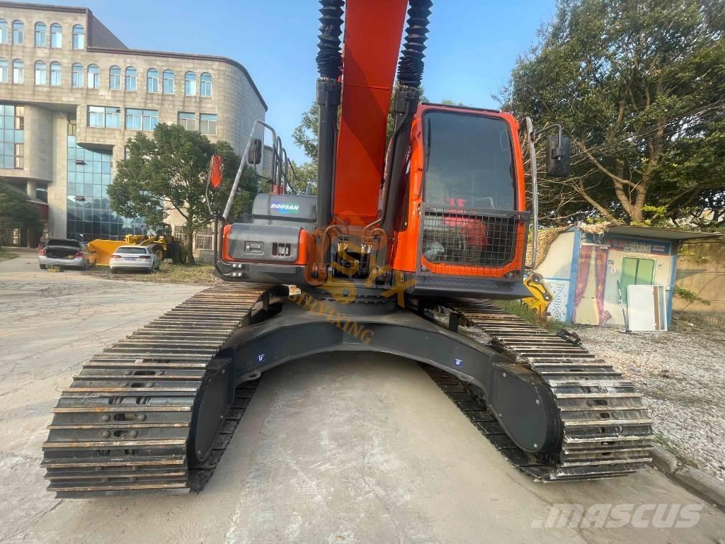 Doosan DX300LC-9C Гусеничные экскаваторы