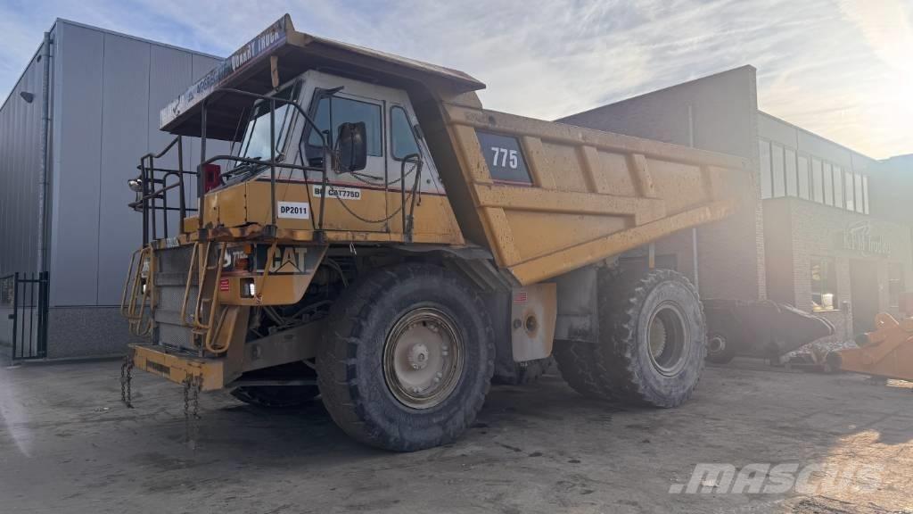 CAT 775 D Карьерные самосвалы