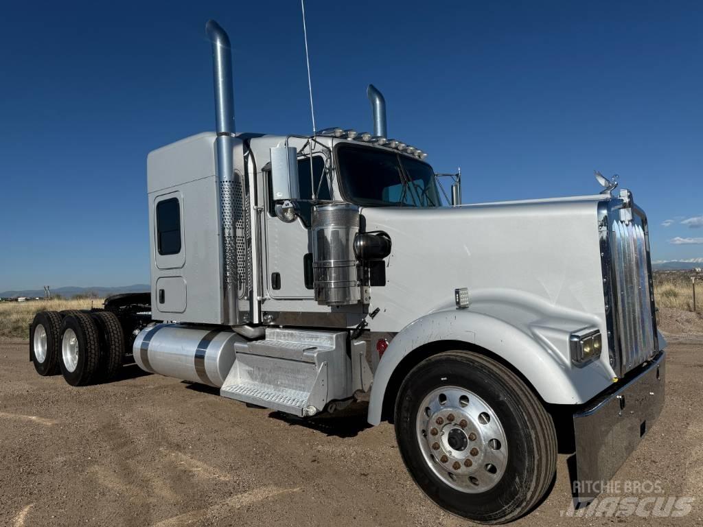 Kenworth W 900 Седельные тягачи